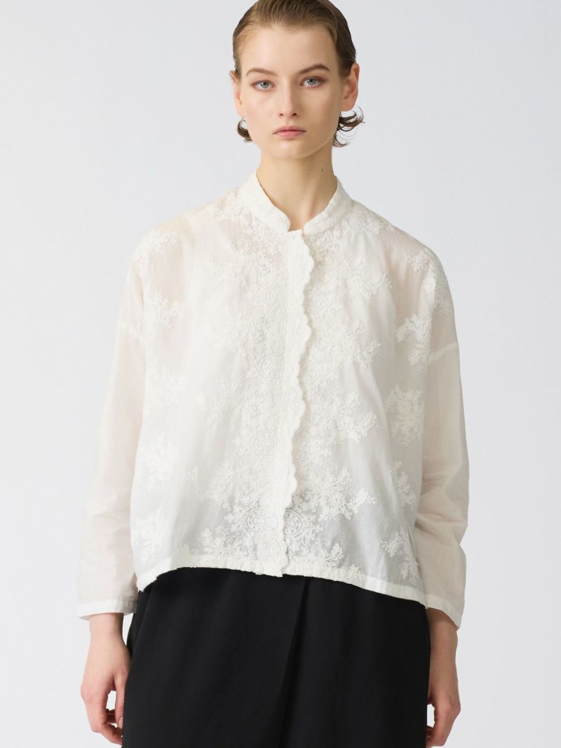 lace stand collar wide shirt / off white