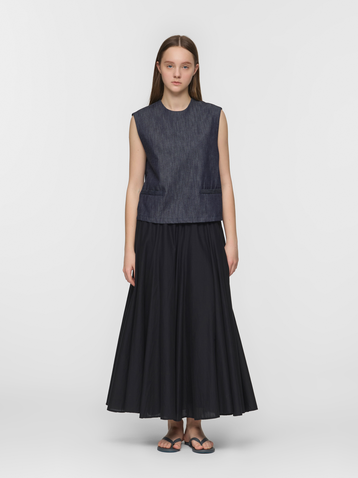 volume flare skirt / black