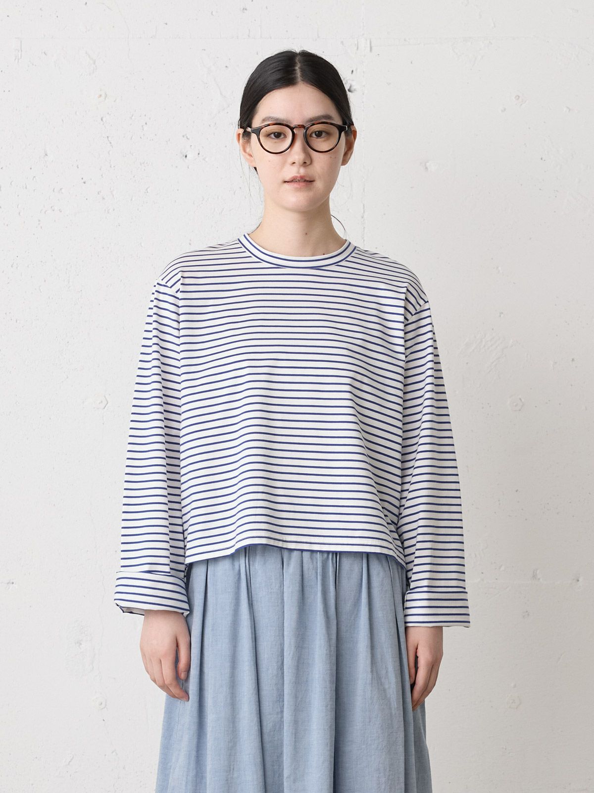 BD basic T / off white × blue