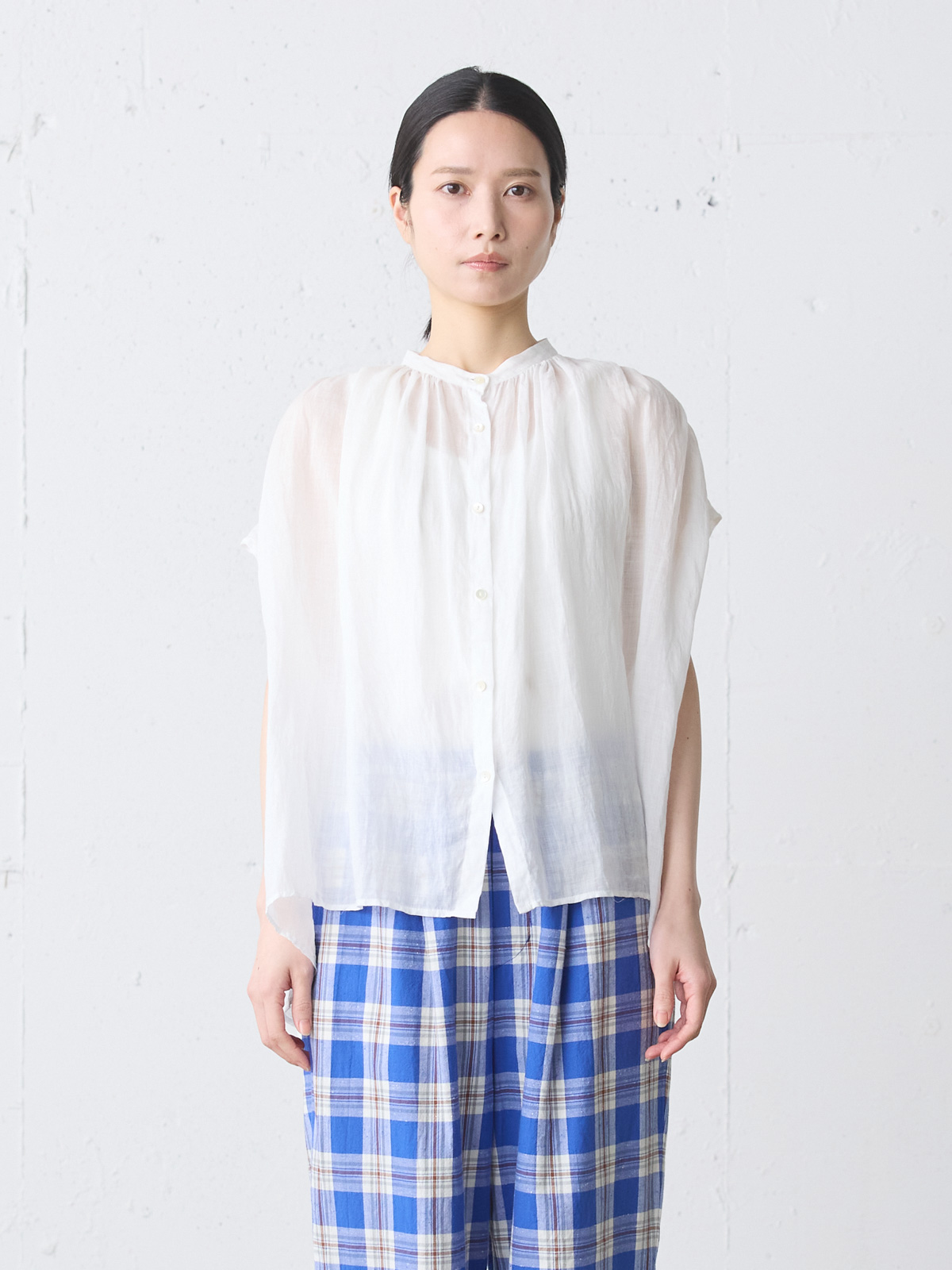 ramie gather N/S shirt / off white