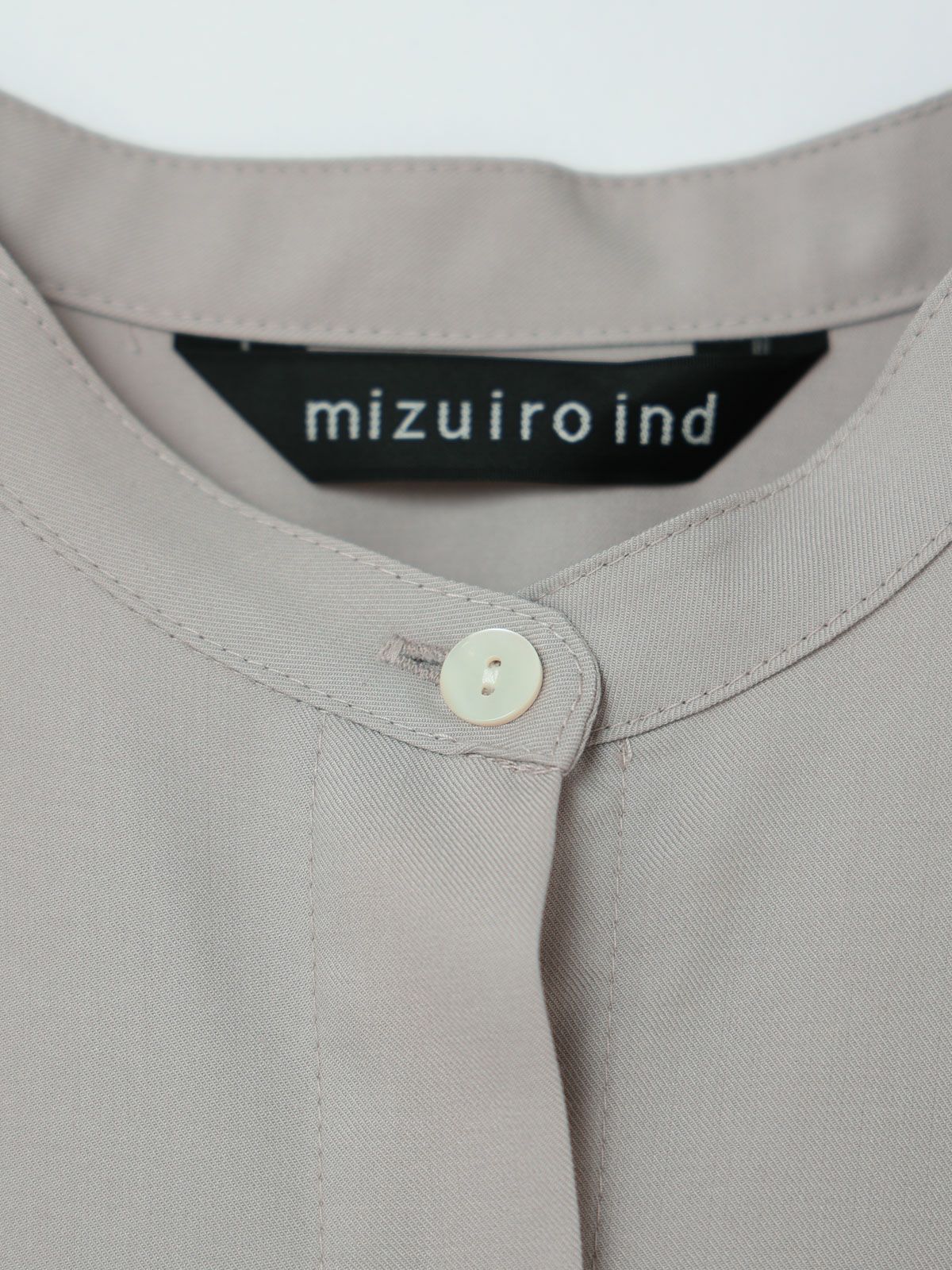 mizuiro ind T/Rスタンドカラーフレアワンピース｜ MARcourt ONLINE 