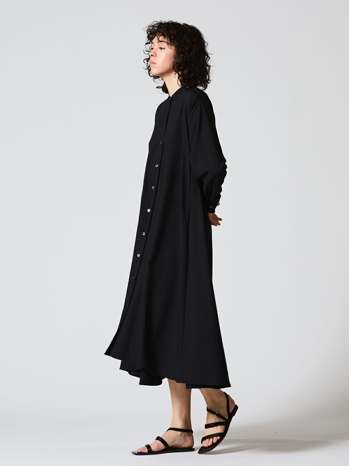 mizuiro ind T/Rスタンドカラーフレアワンピース｜ MARcourt ONLINE  