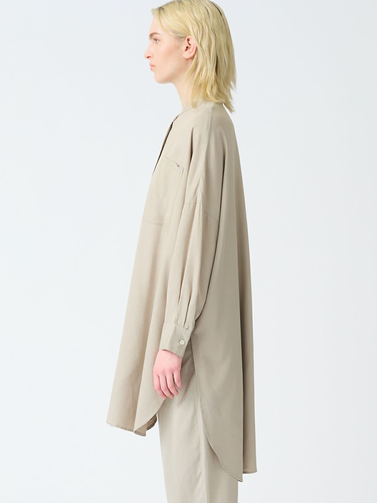 mizuiro ind バンドカラーロングシャツ｜ MARcourt ONLINE STORE 
