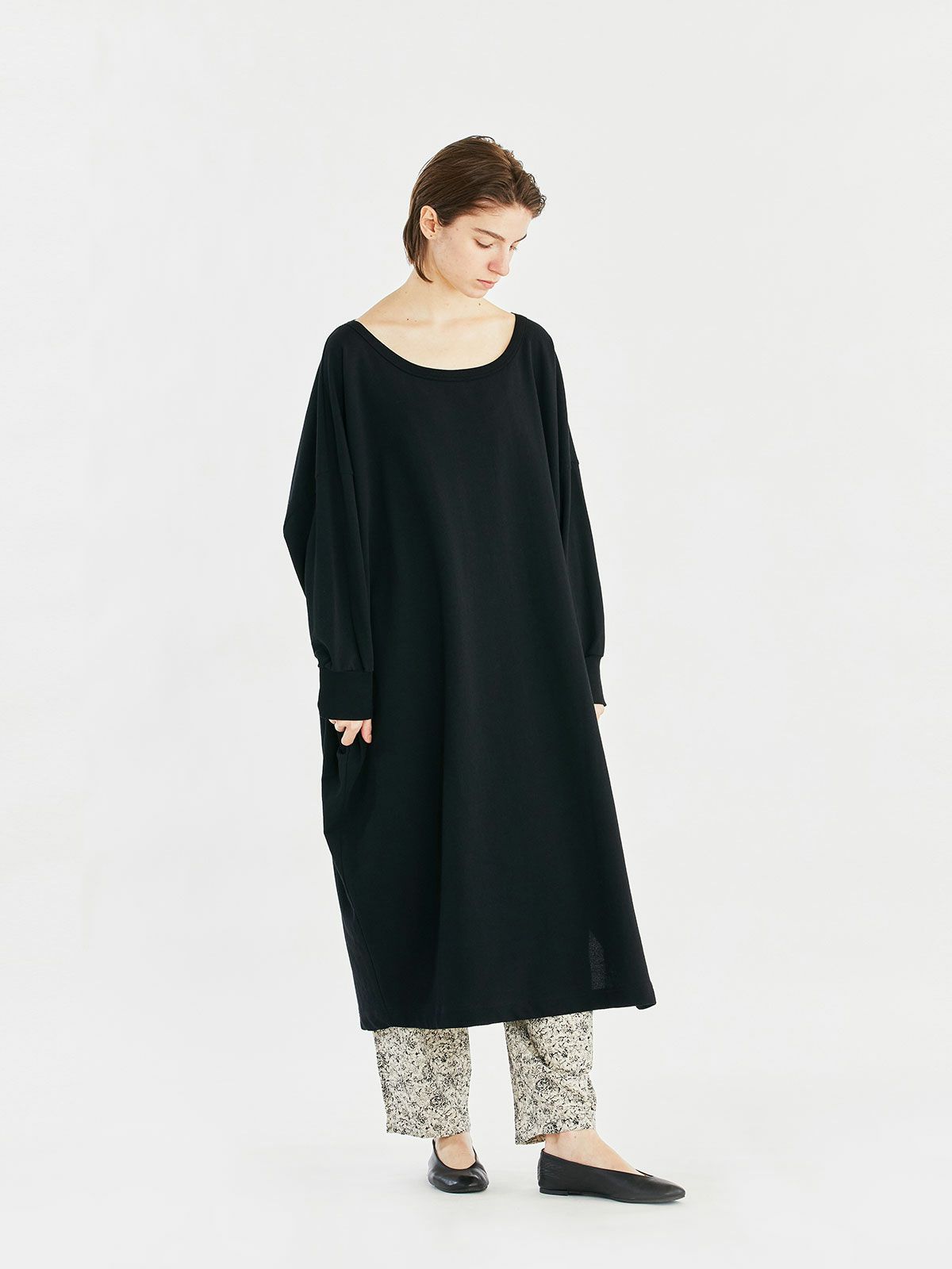 Mizuiro Ind ラウンドクルーネックワンピース Marcourt Online Store マーコートオンラインストア
