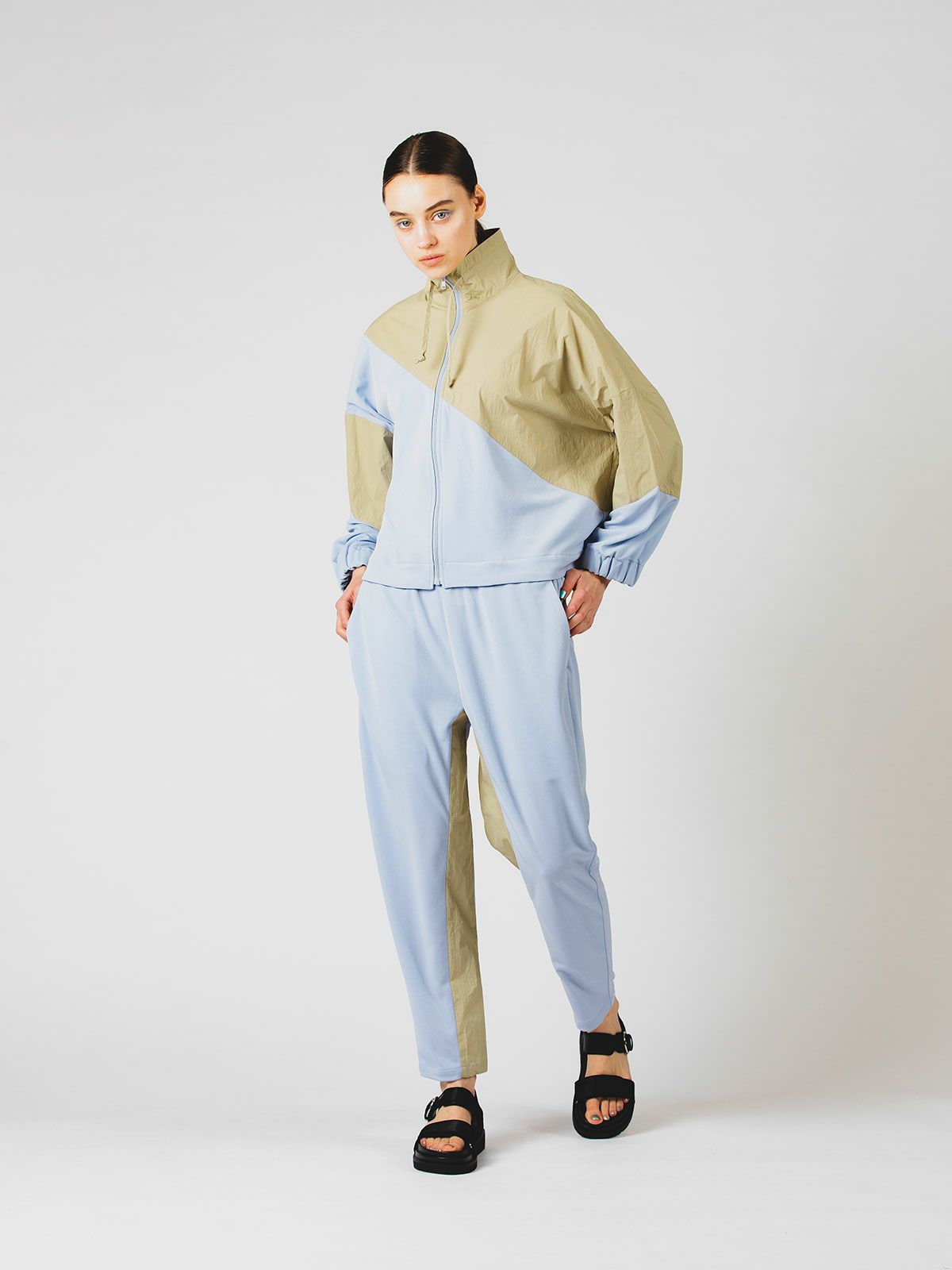 MIDIUMISOLID ミディウミソリッド ｜ MARcourt ONLINE STORE