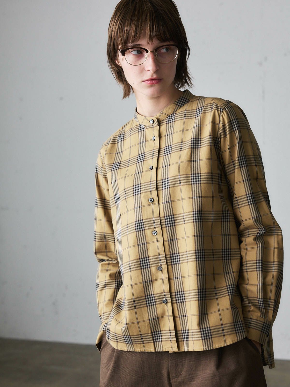 check band collar shirt