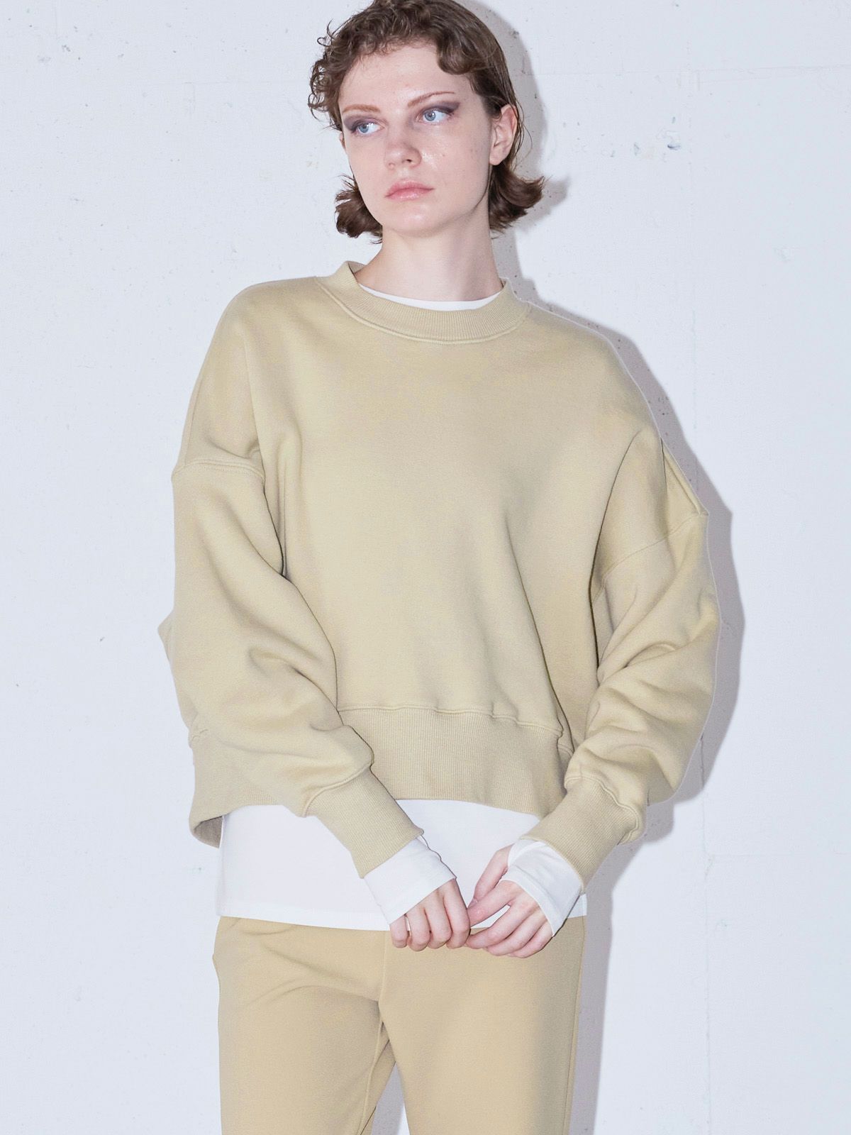 short wide sweatshirt