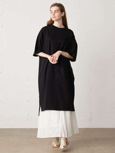 MidiUmi クルーネックロングワンピース