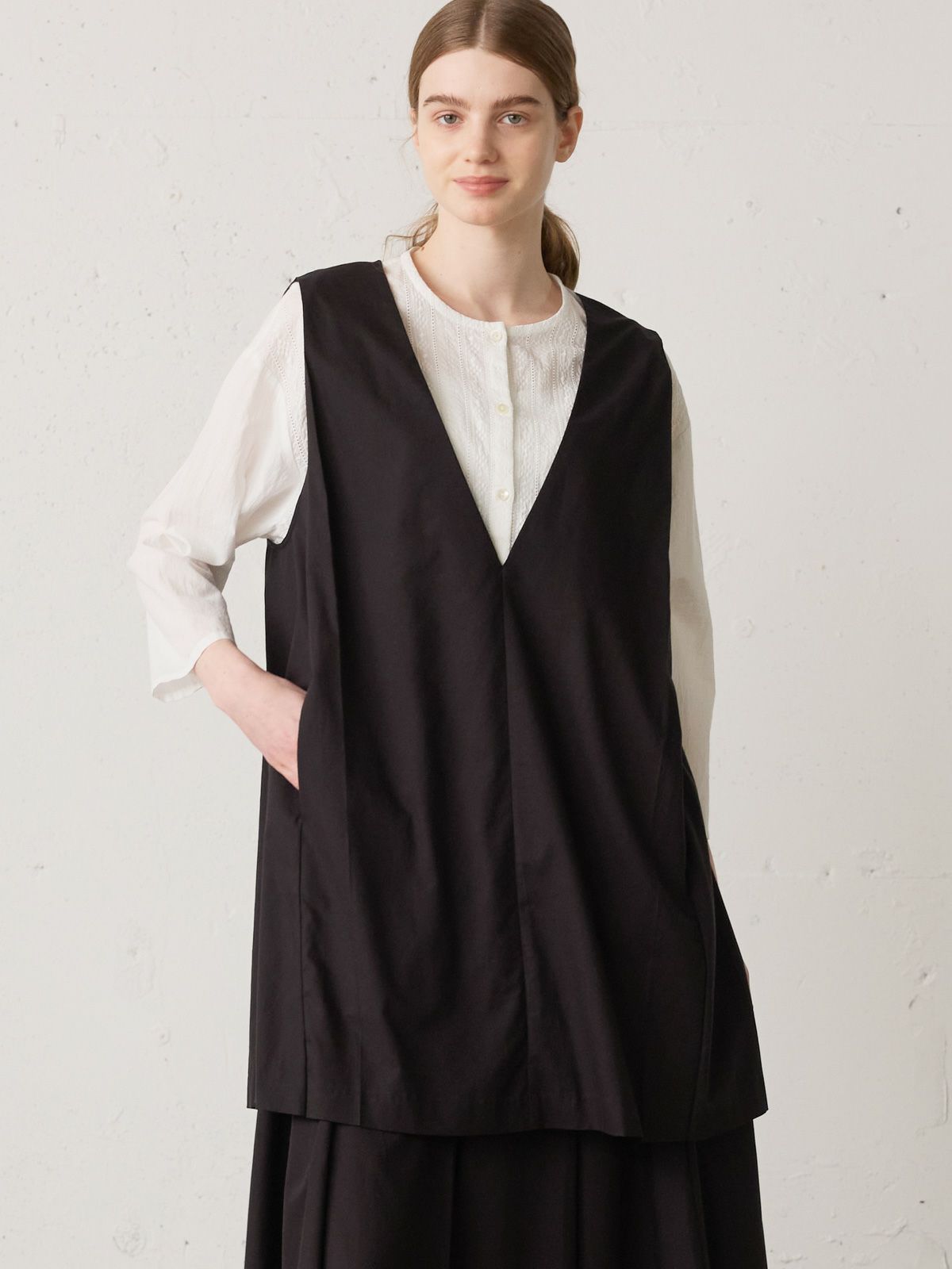 V neck vest