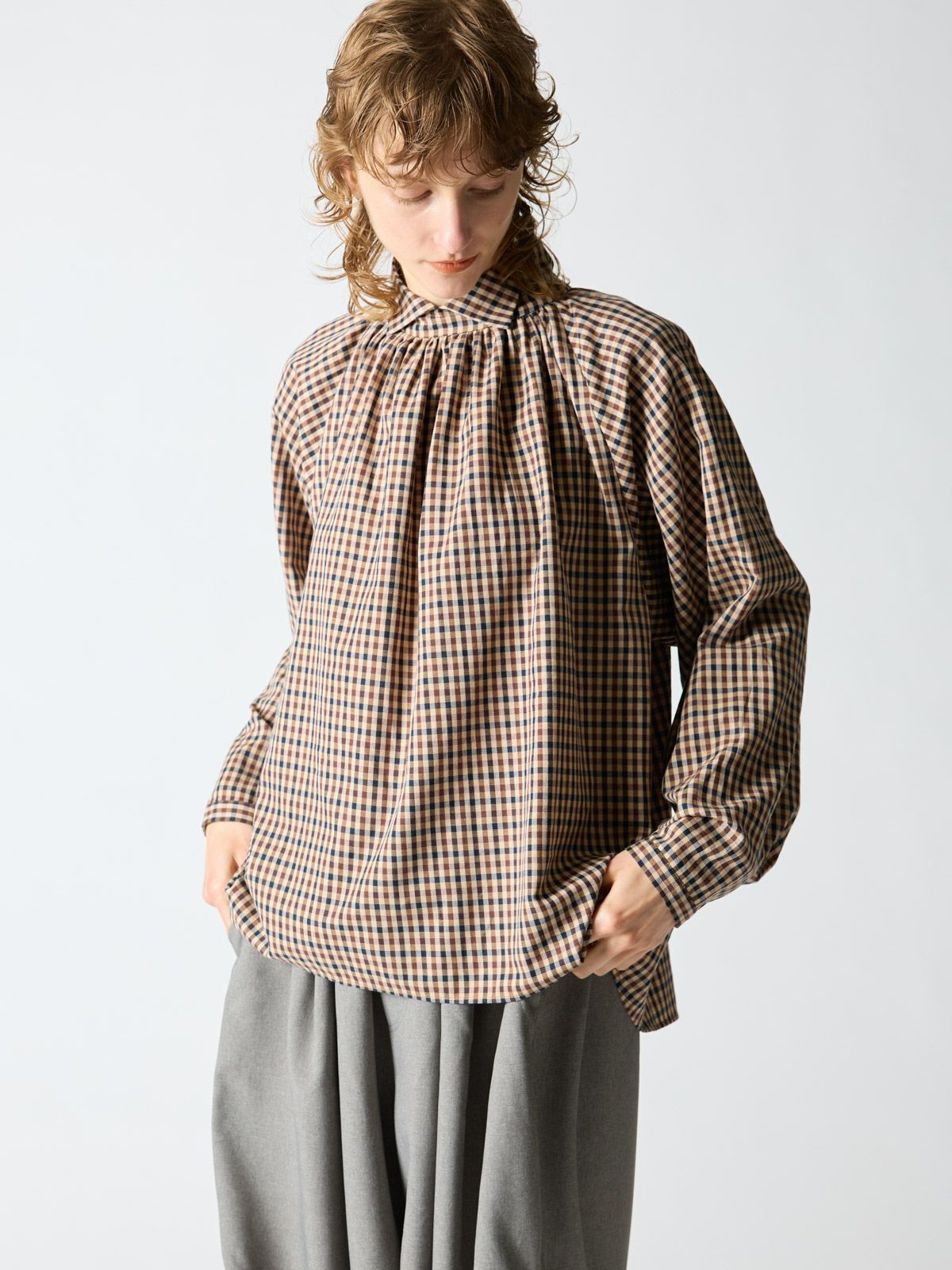 check stand collar gather shirt