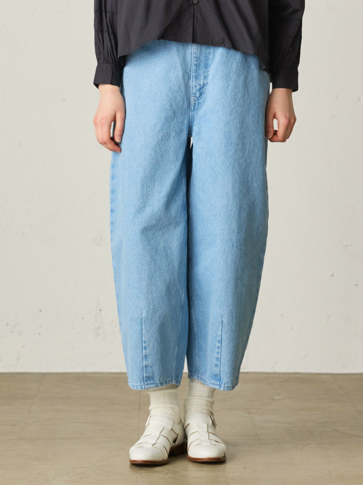 MidiUmi ハイウエストカーブデニム｜ MARcourt ONLINE STORE 