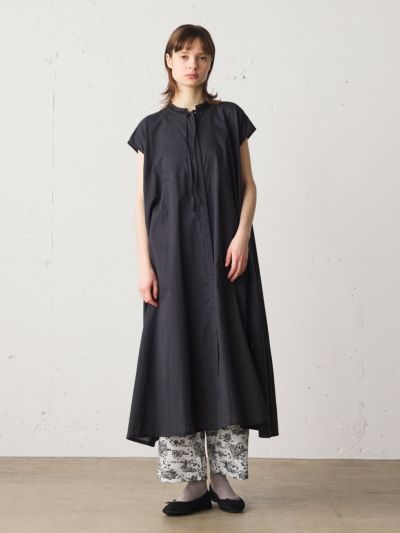 MidiUmi 刺繍フレアワンピース