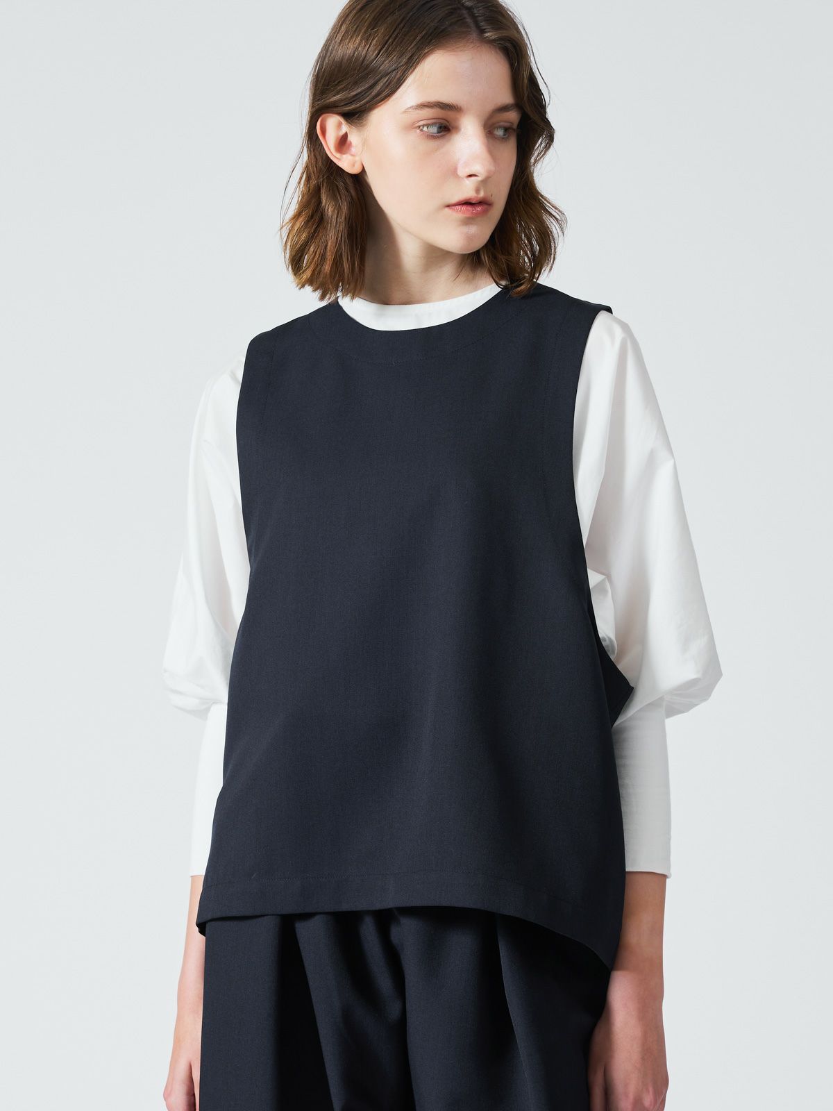 mizuiro ind クルーネックショートベスト｜ MARcourt ONLINE STORE  