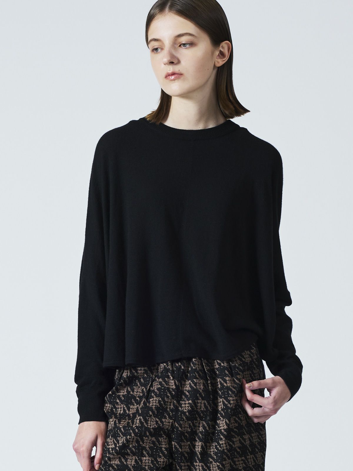 mizuiro ind フロントシームコクーンプルオーバー｜ MARcourt ONLINE 