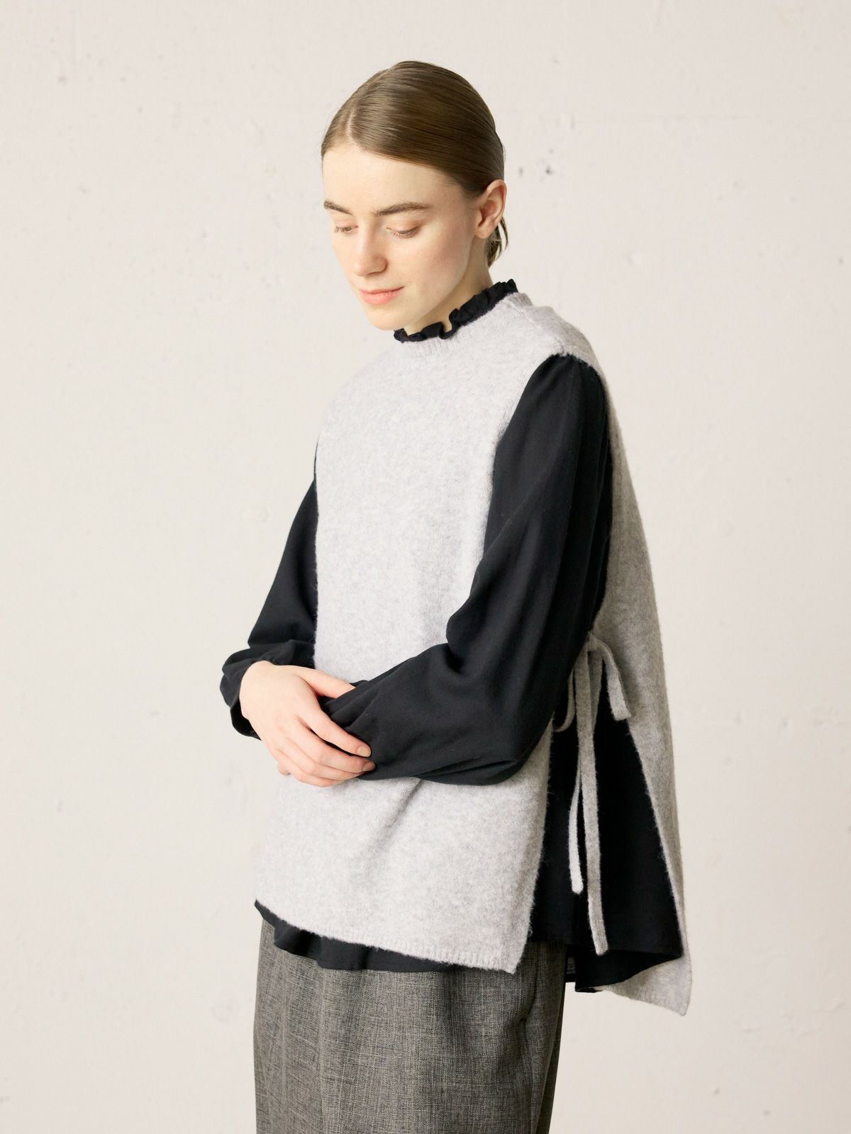 side ribbon vest