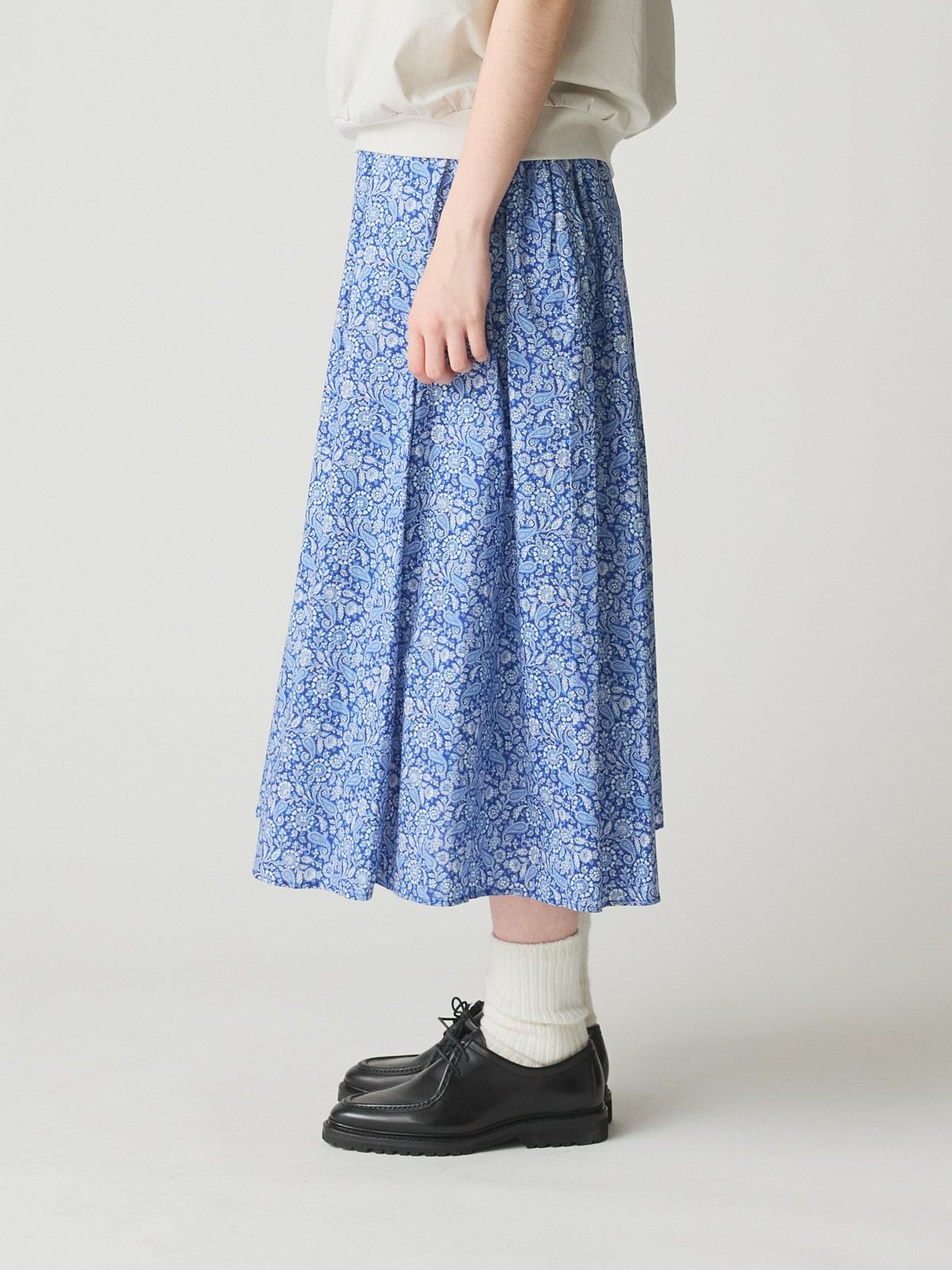 MidiUmi リバティプリントスカート｜ MARcourt ONLINE STORE  