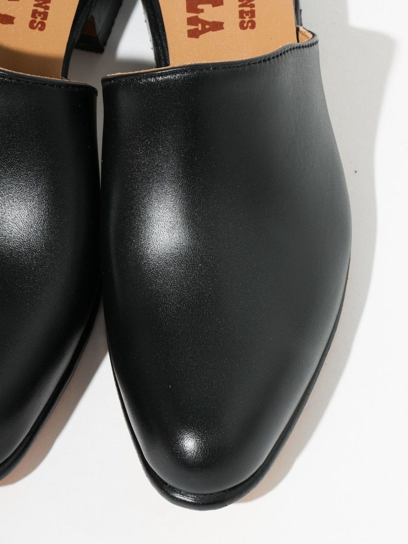 CHAMULA レザースリッポンサンダル Corbusier｜ MARcourt ONLINE
