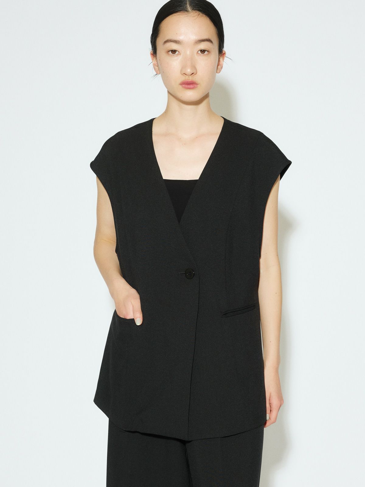 no collar vest.M