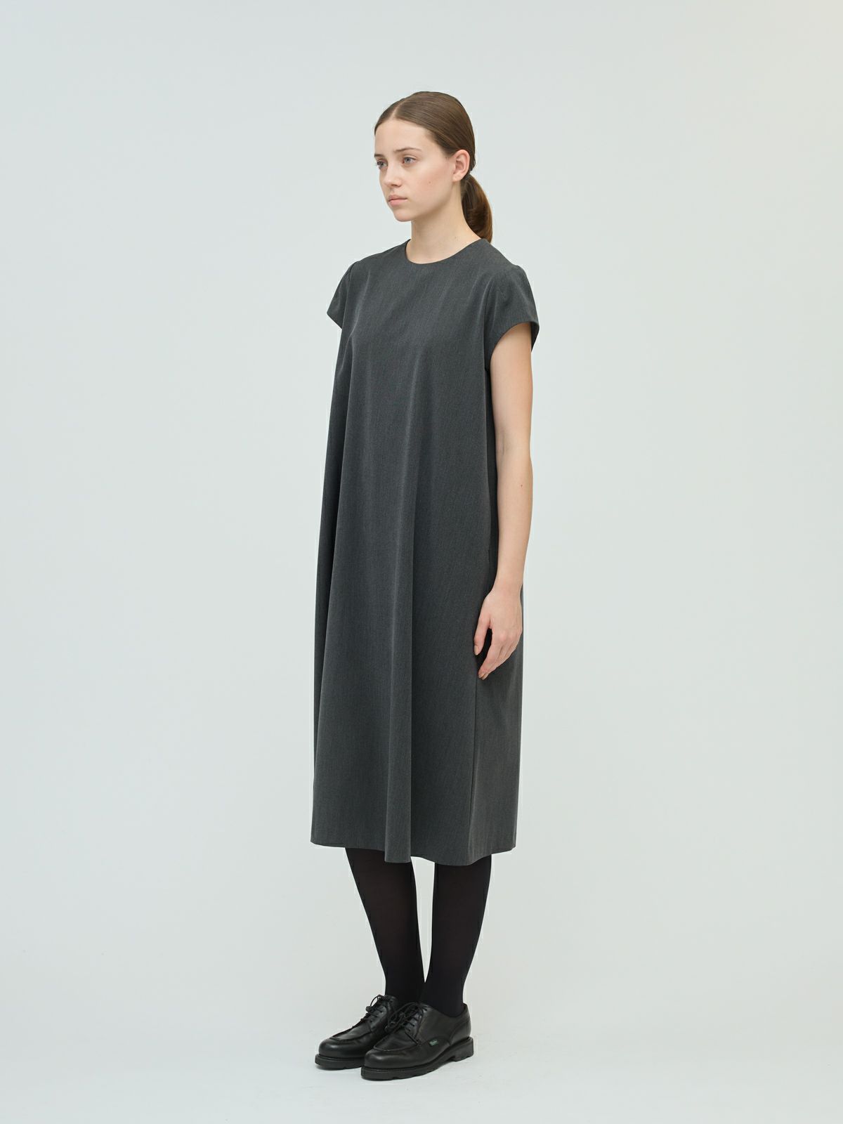 プリーツプリーズのマーガレット風羽織り ウィメンズ／トップス／カーディガン – isseymiyake.com