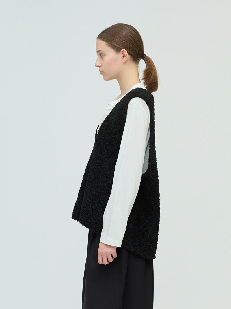 mizuiroind Vネック ダウンベスト mizuiro ind へアリーVネックベスト｜ MARcourt ONLINE STORE