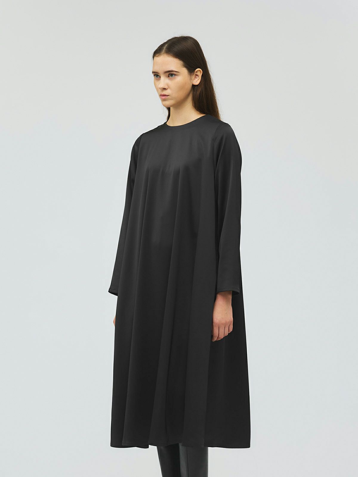 ポポ 　mizuiroind シャツワンピース　Aライン　ノーカラーシャツ ポポ mizuiroind シャツワンピース Aライン ノーカラーシャツ mizuiro