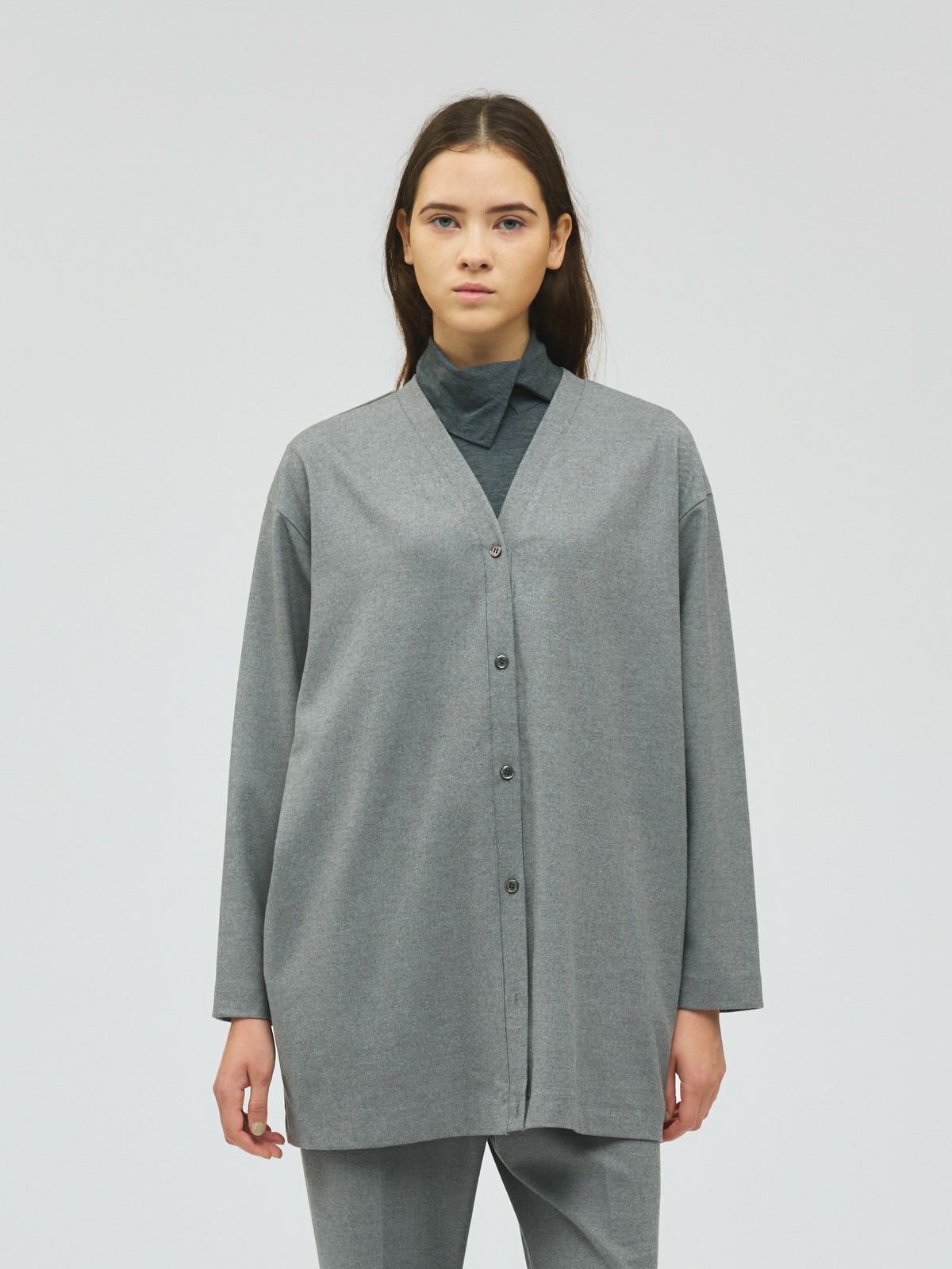 mizuiro ind Vネックカーディガン｜ MARcourt ONLINE STORE