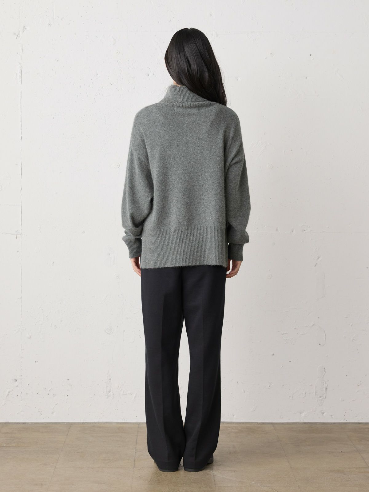 MidiUmi ラクーンニットハイネックプルオーバー｜ MARcourt ONLINE