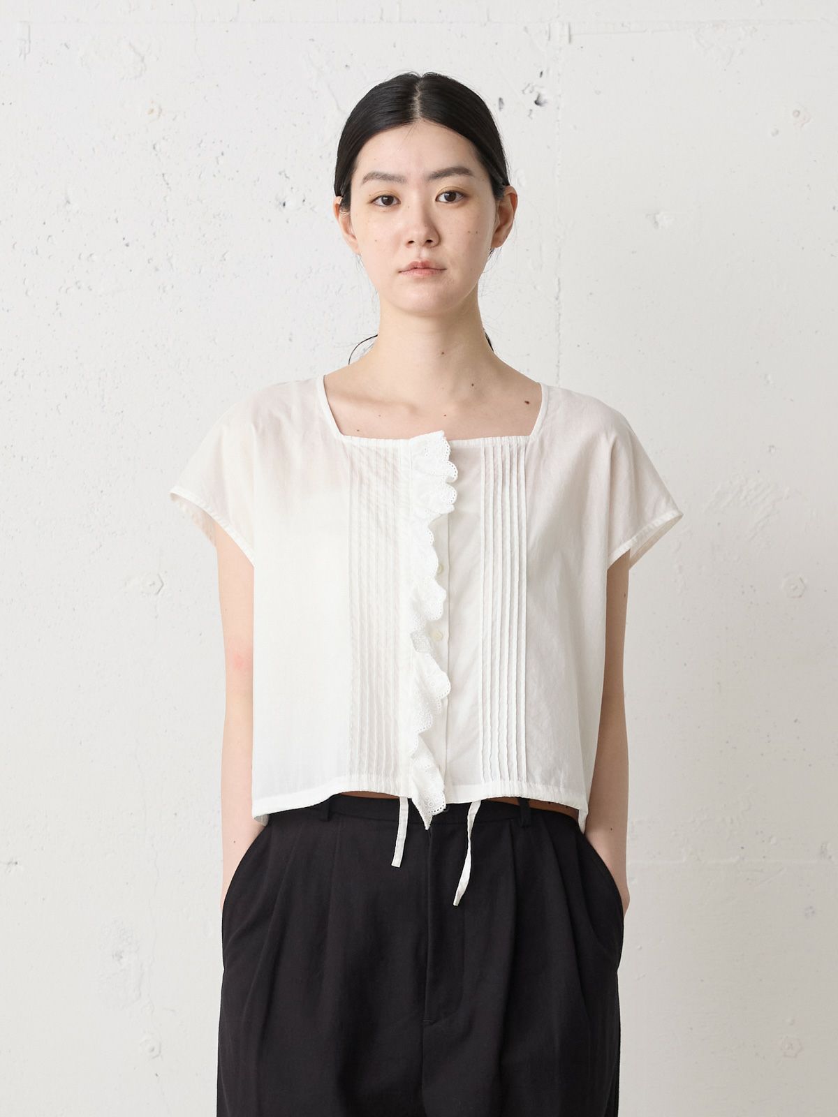 MidiUmi ピンタックレースシャツ｜ MARcourt ONLINE STORE