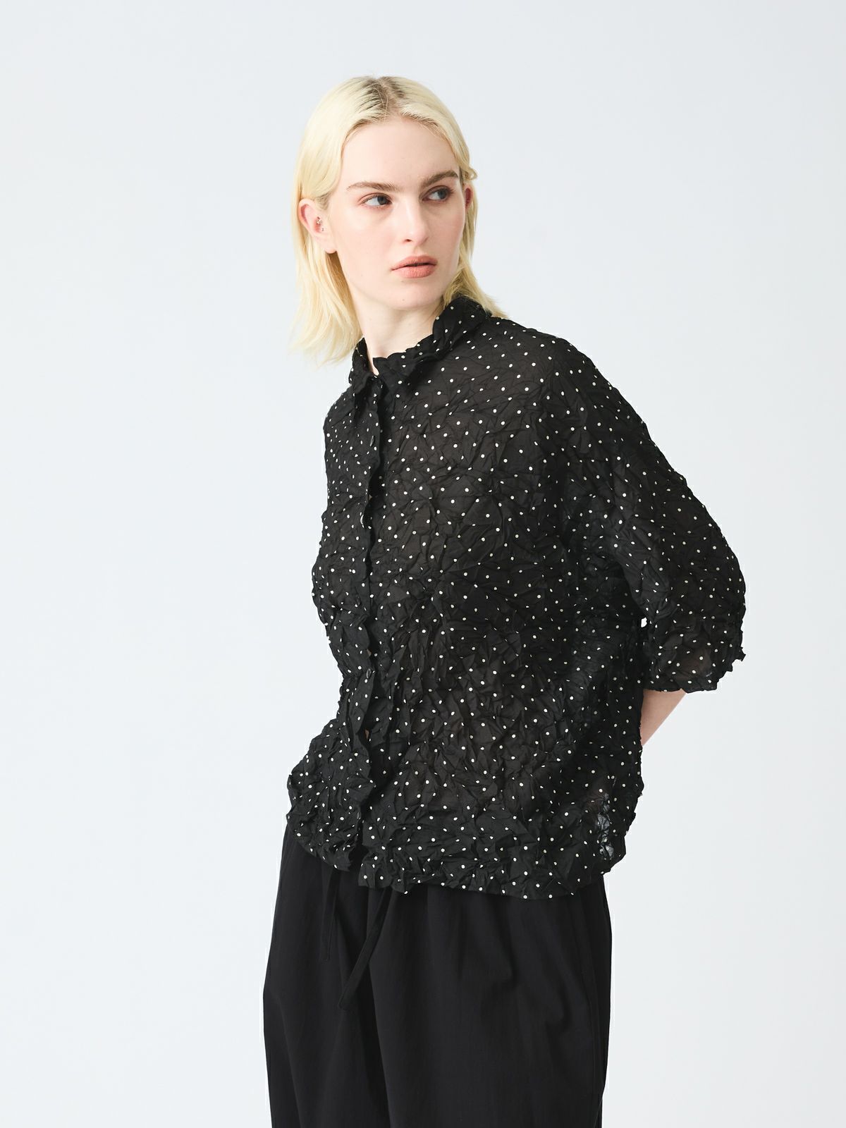 mizuiro ind ドットプリントキャッチワッシャーシャツ｜ MARcourt