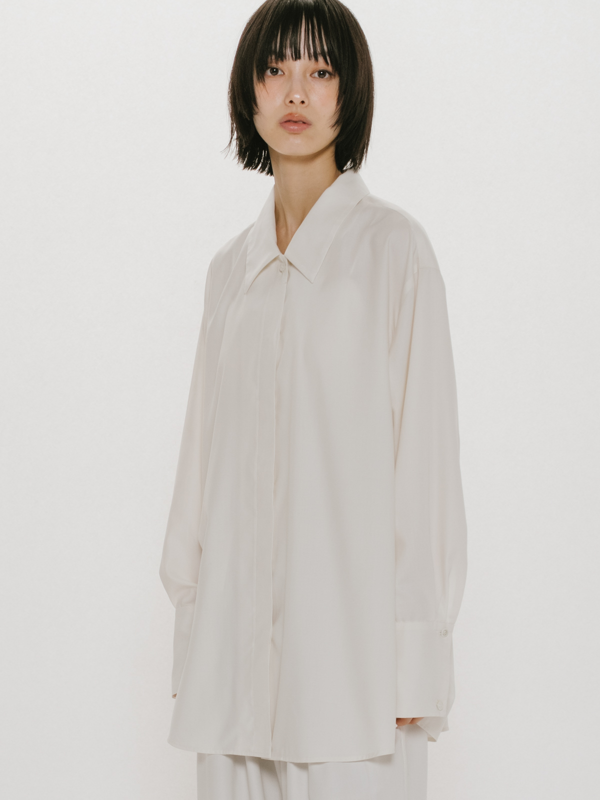 relax long cuffs shirt