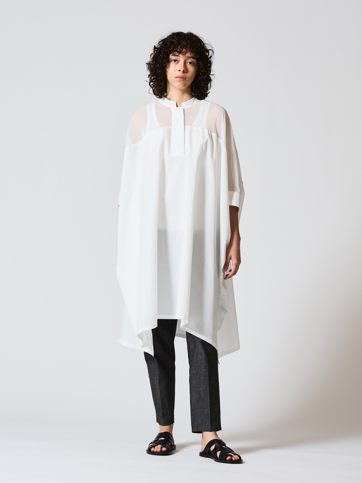 sheer shoulder wide OP