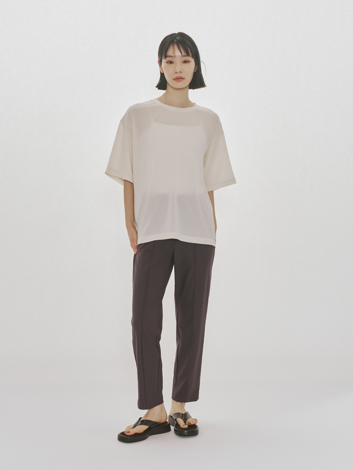essential slim tapered pants