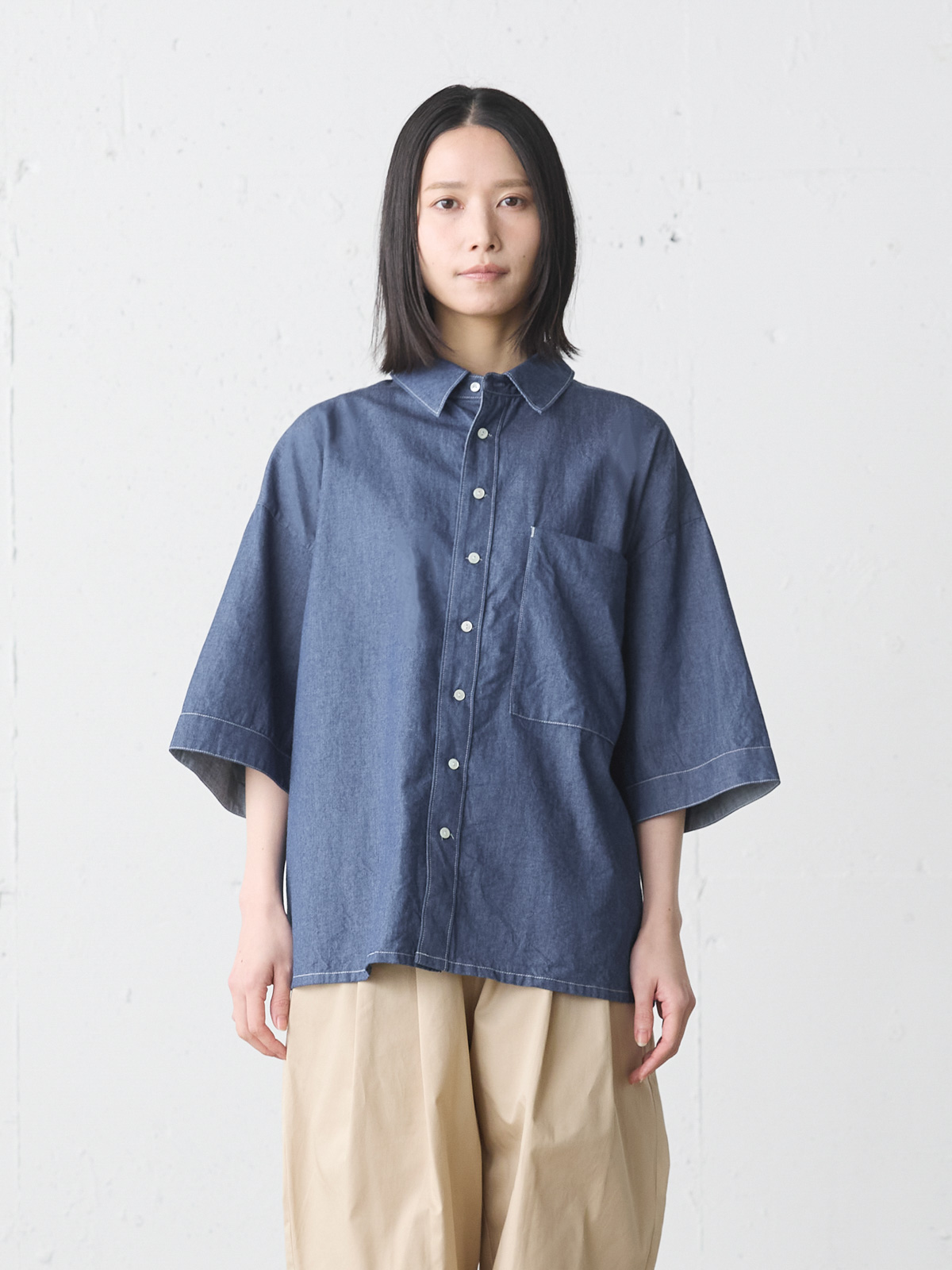 big pocket denim shirt