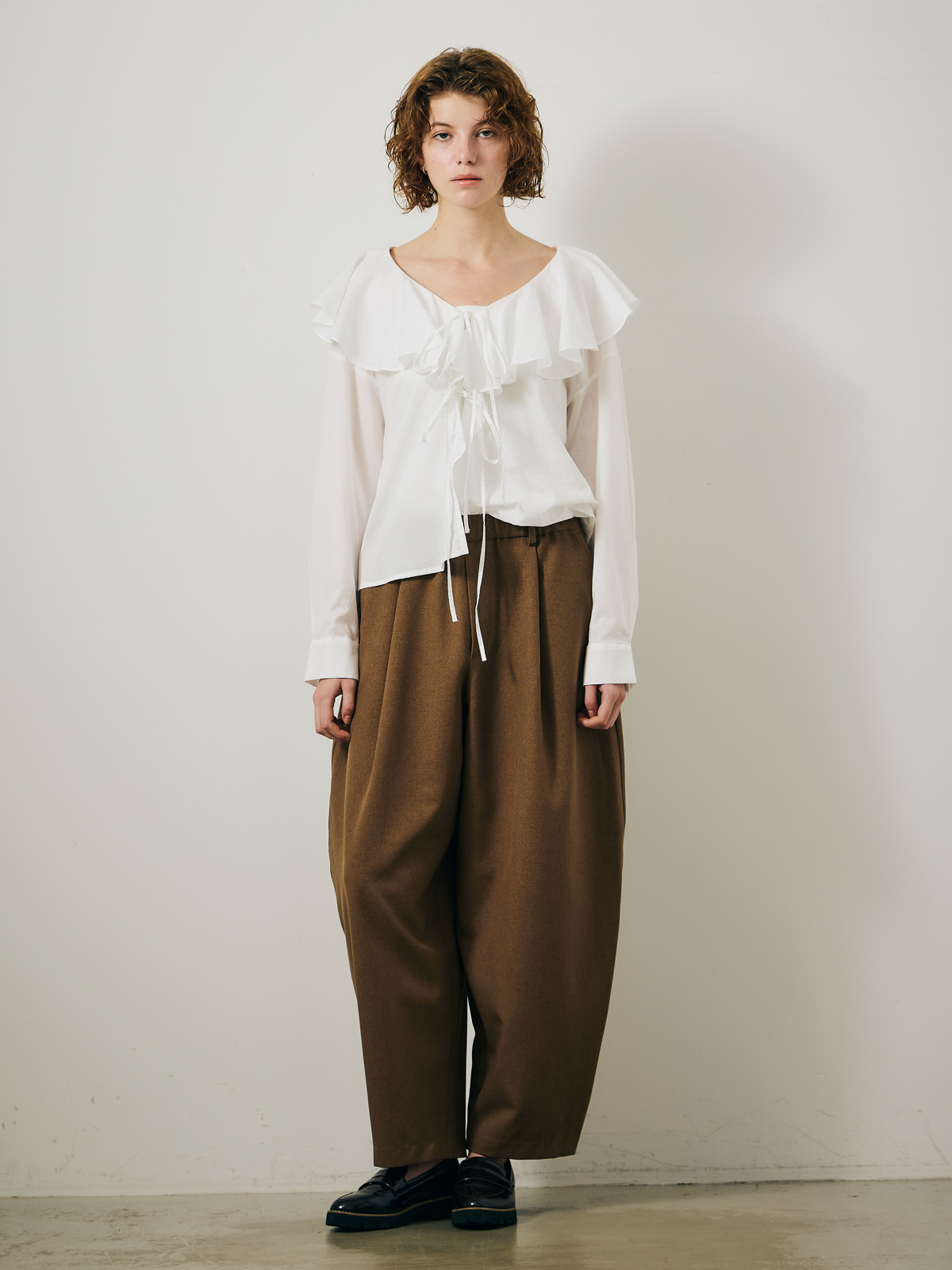 ruffle ribbon blouse